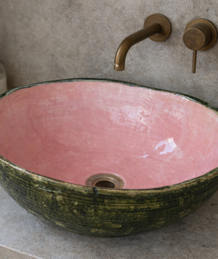 umywalka ceramiczna różowa