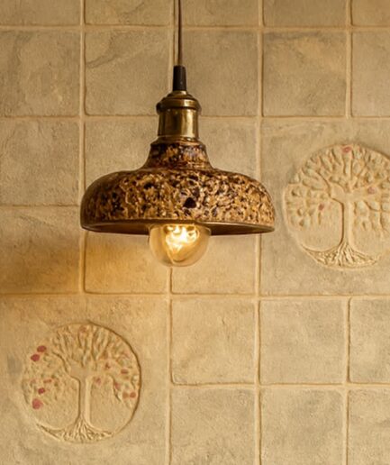 Ręcznie wykonana ceramiczna lampa planetarium zielona – wyjątkowe oświetlenie z motywem kosmicznym, idealne do wnętrz pełnych magii i inspiracji