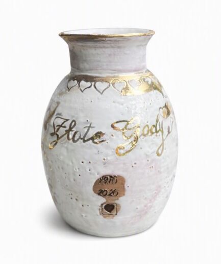 Złoty dzban ceramiczny – personalizowany prezent na wyjątkowe okazje
